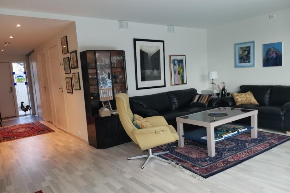 Karlotte'S Apartment Ballstad Kültér fotó